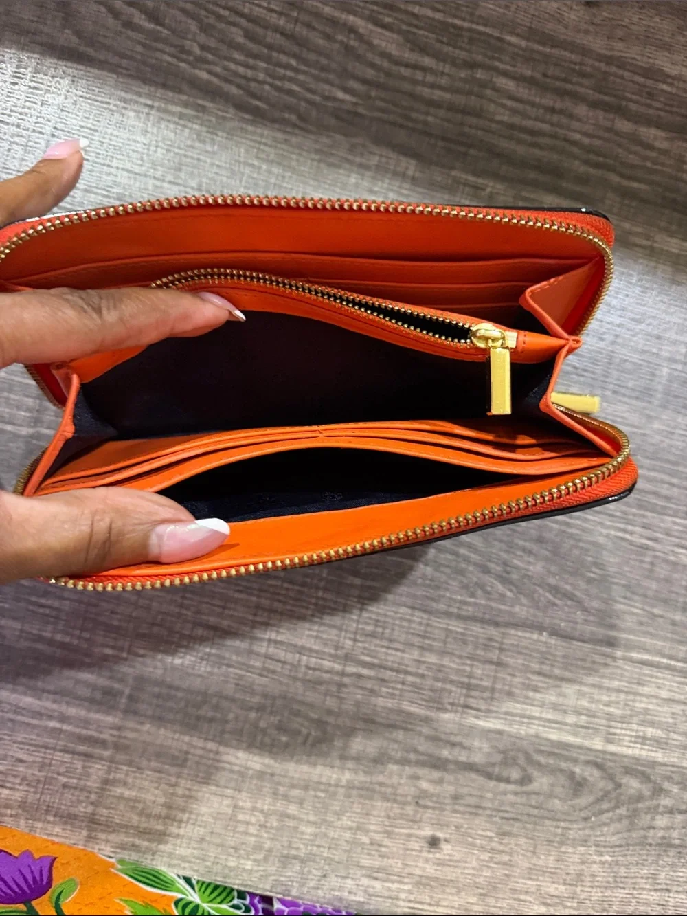 Tory Burch Women Orange Zip Wallet - Sleek Card Organizer